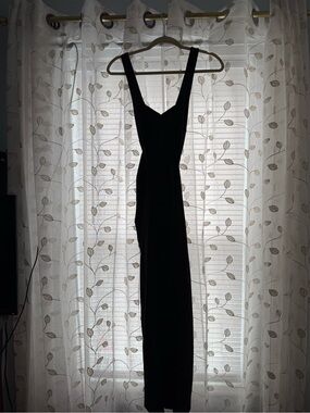 Classic Black Sleeveless Maxi Dress